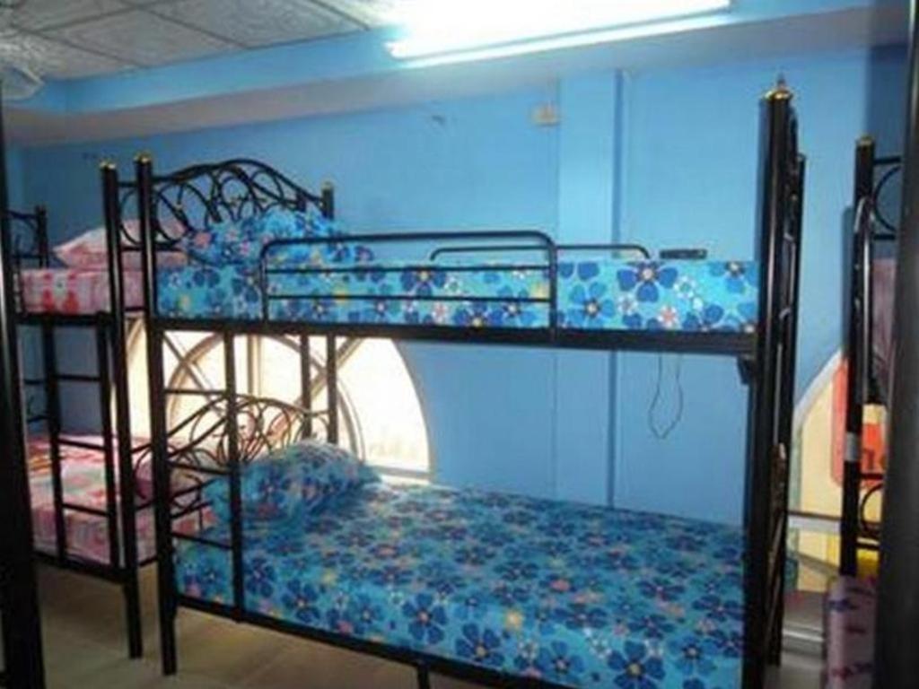 Centaur Hostel *