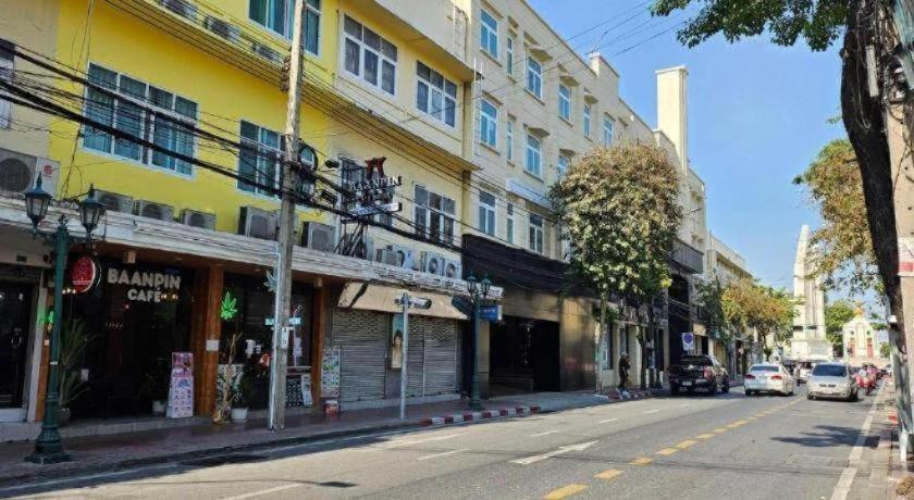 Baanpin Hostel Bangkok