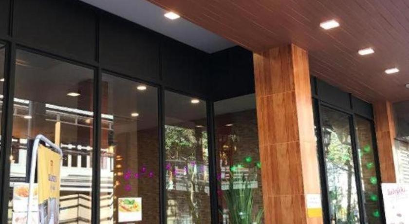 Baanpin Hostel Bangkok