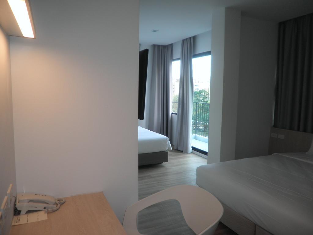 Hostel Rezt *