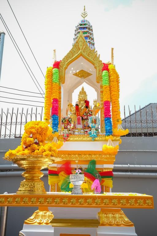 B32 4* Bangkok