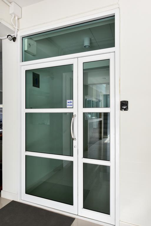 B32 Aparthotel Bangkok