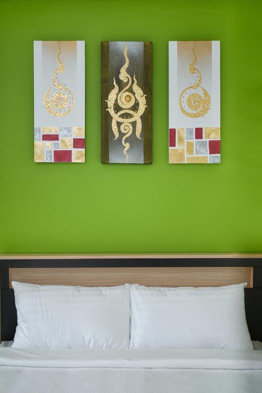 B32 Aparthotel Bangkok