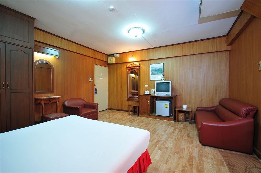 Palace 2*