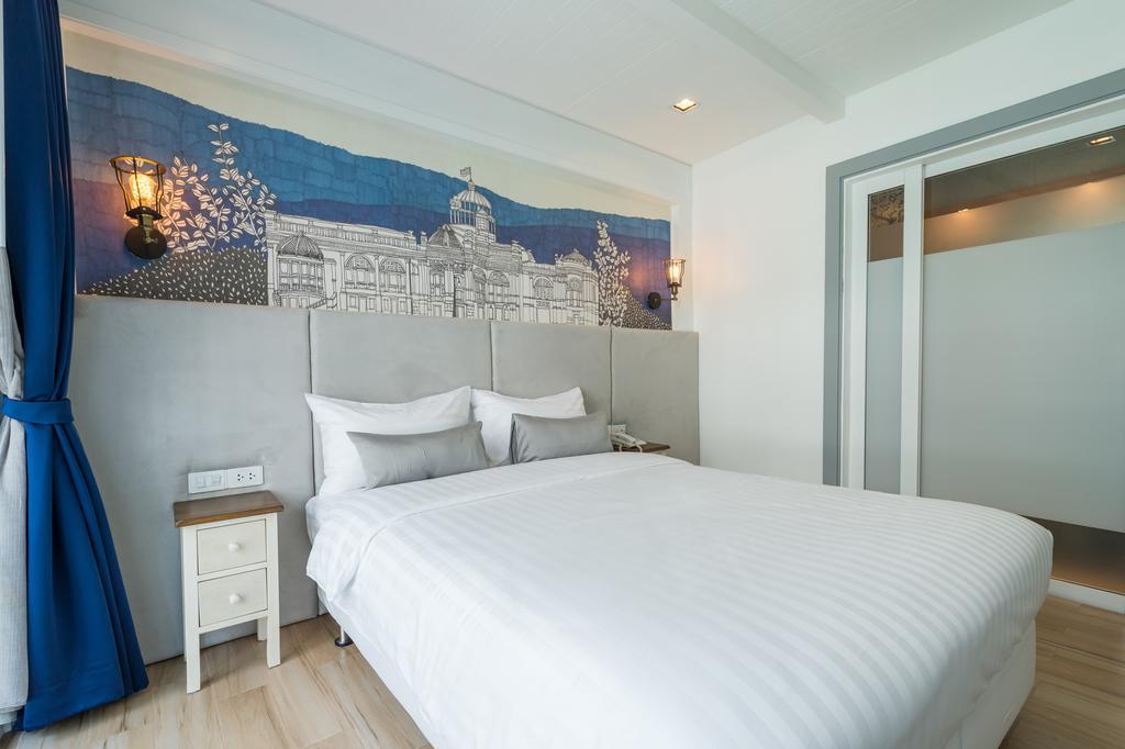 White Ivory Hotel