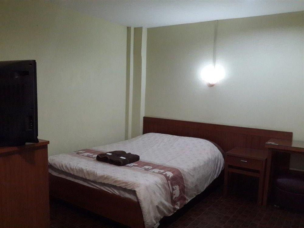 Penginapan Orchid Place