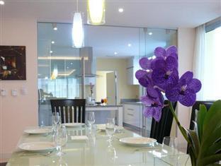 Seven Place Executive Residences Aparthotel