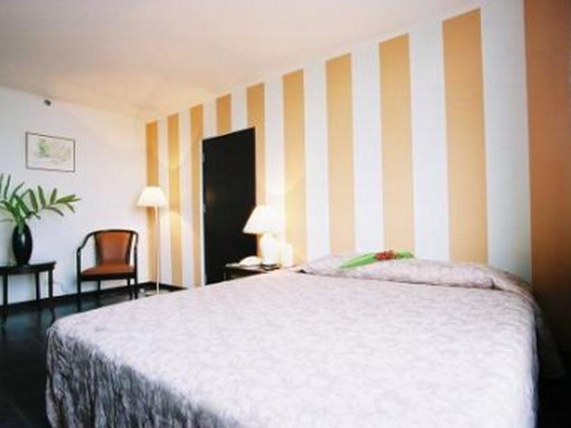 Maxx Hotel 3*
