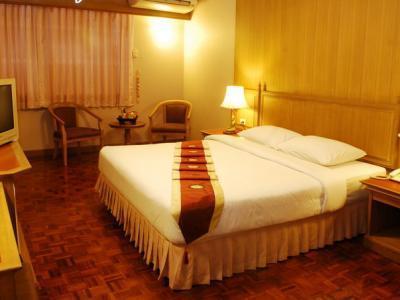 Silom Village 3*