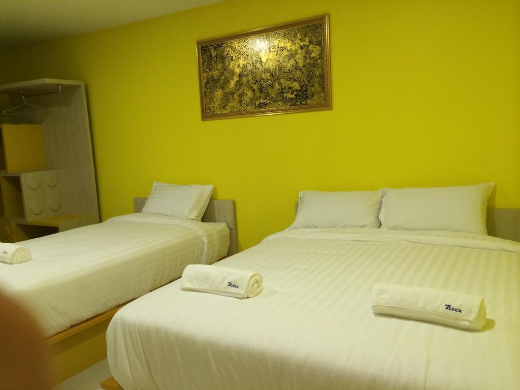 The Seven Luck Hotel Bangkok