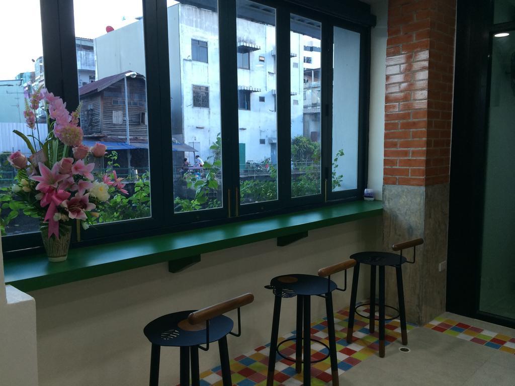 The Seven Luck Hotel 2*