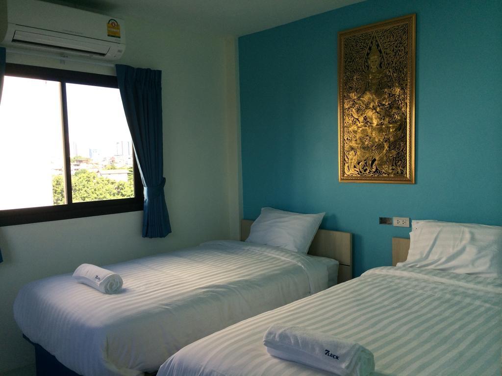The Seven Luck Hotel