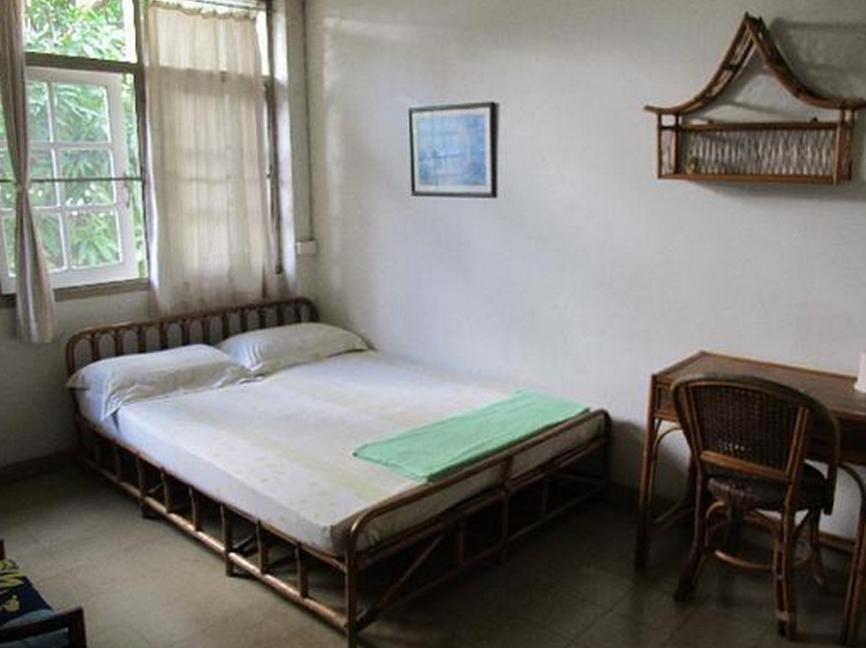 Salathai Daily Mansion Guest house Bangkok