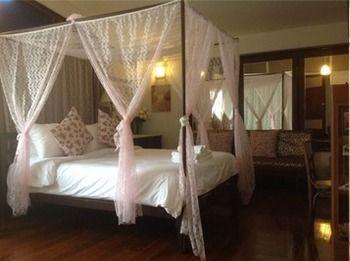 Kansiree Boutique House Bed & Breakfast Bangkok