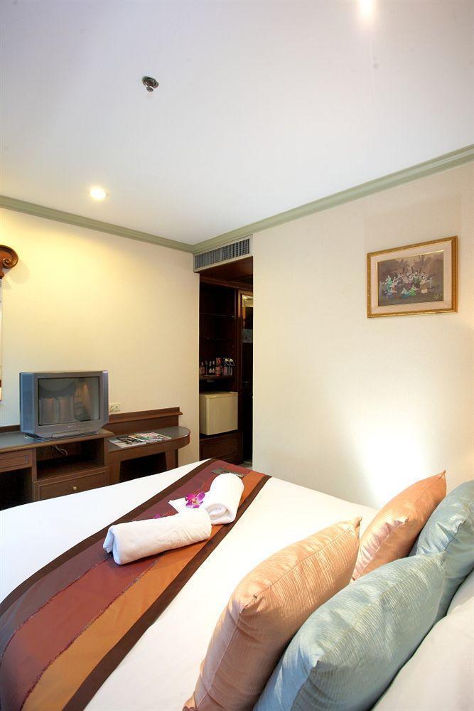Majestic Hotel 3*