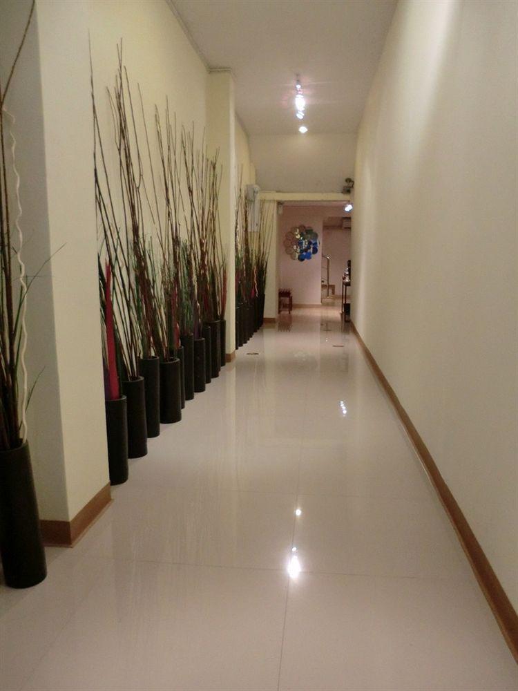 Hotel The Mix - Bts Phrakhanong