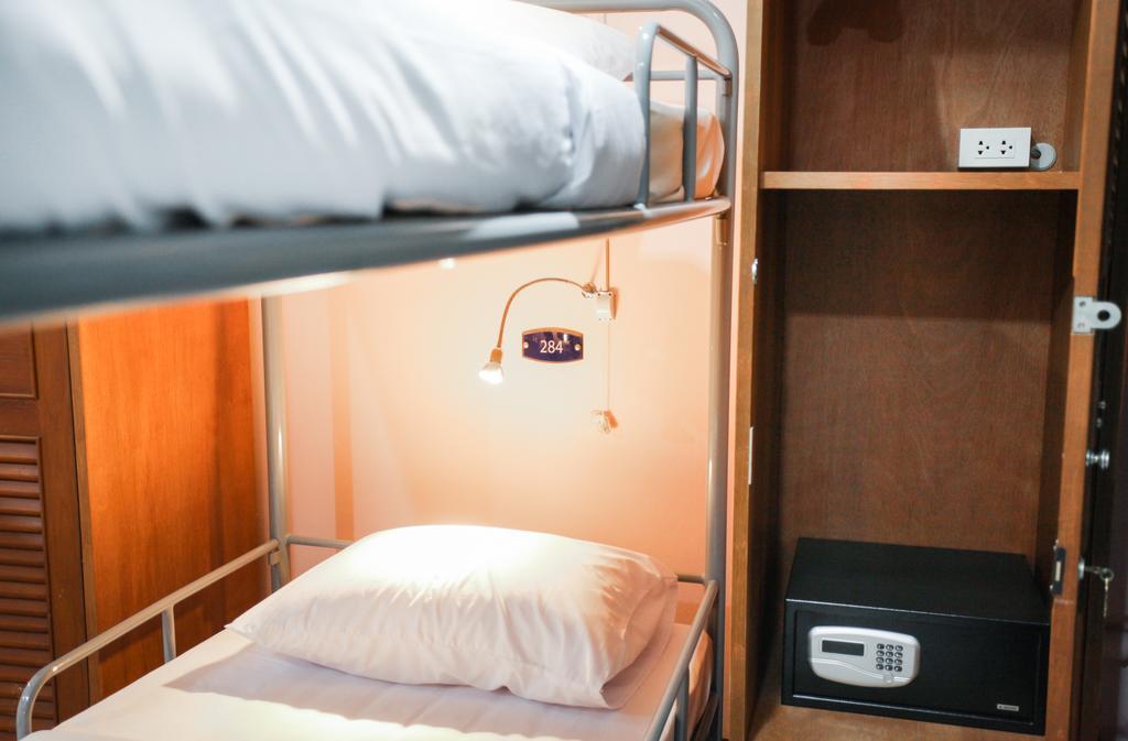 8 Sukhumvit Soi 8 Hostel Bangkok