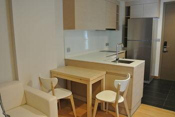 Via Botani Sukhumvit 47 Apartment