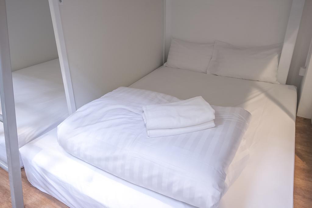 Hostel Glur Watergate *