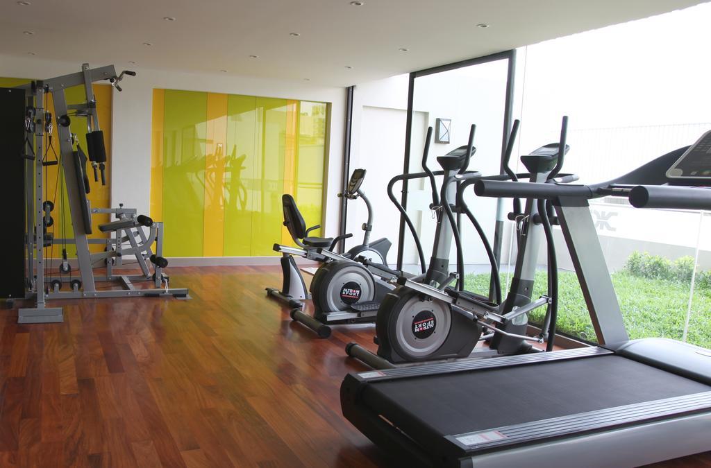 Thomson Hotel Huamark Hotel 4*