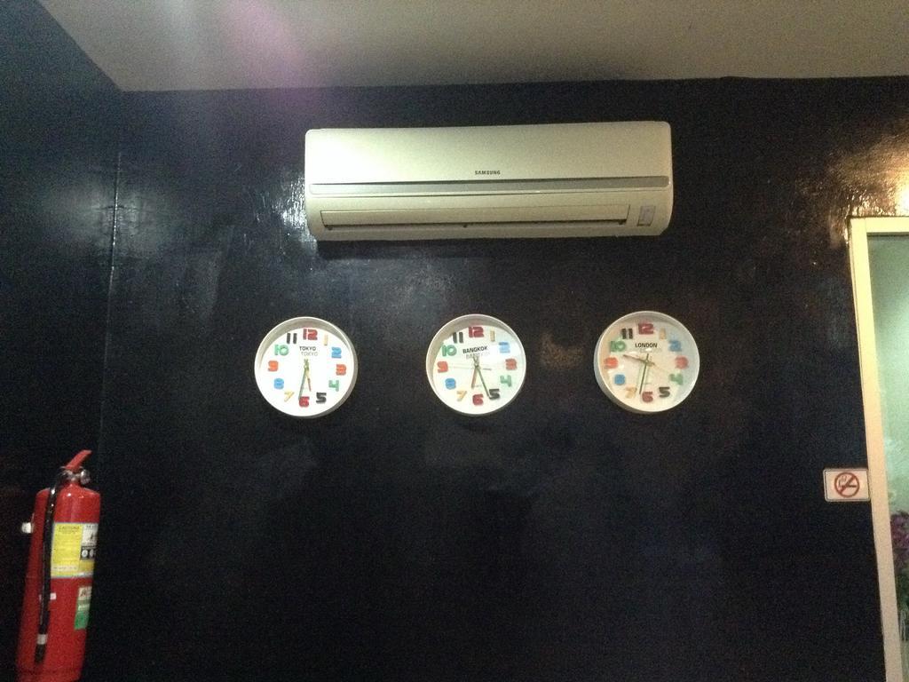 Hostel The At Fifty Bangkok