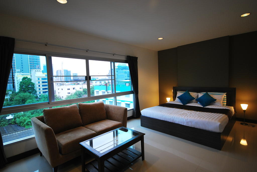 Baan Mina Bangkok