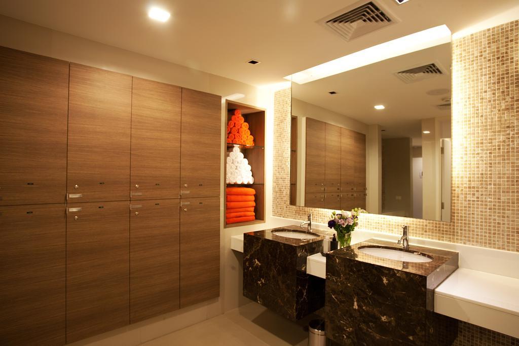 Radisson Chateau De Bangkok