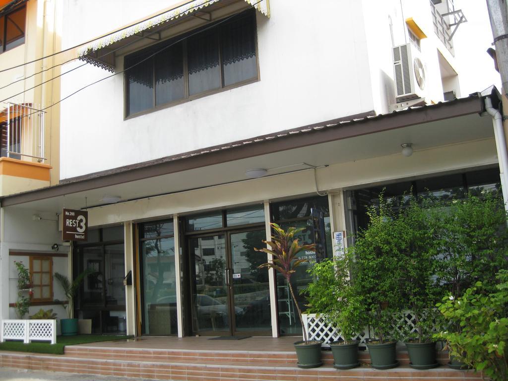 Hostel Rest 3