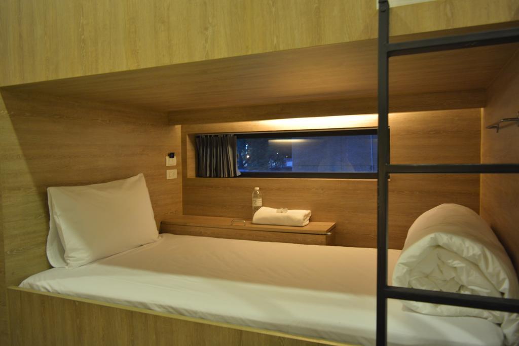 Hostel Rezt Bangkok