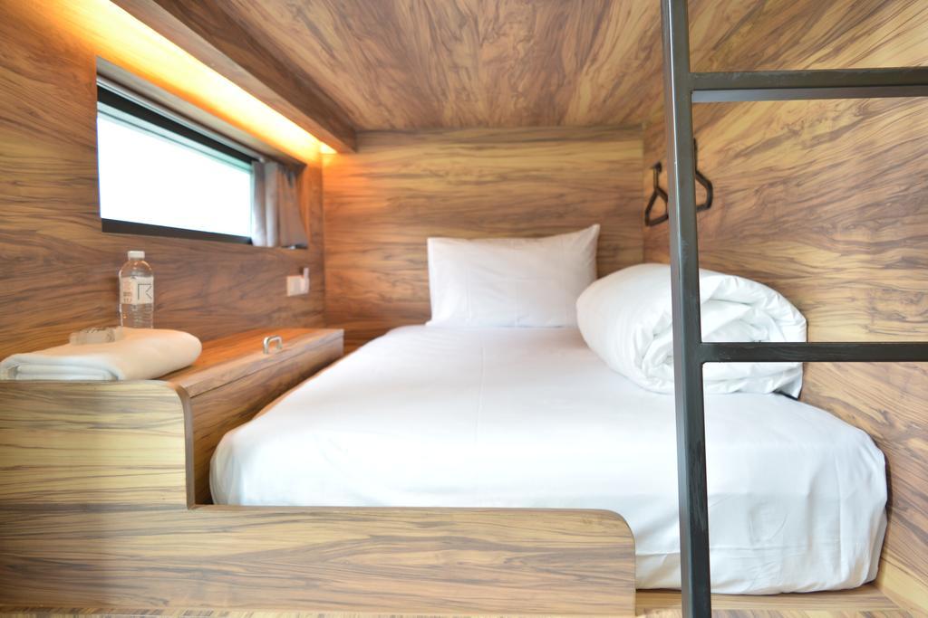 Hostel Rezt *