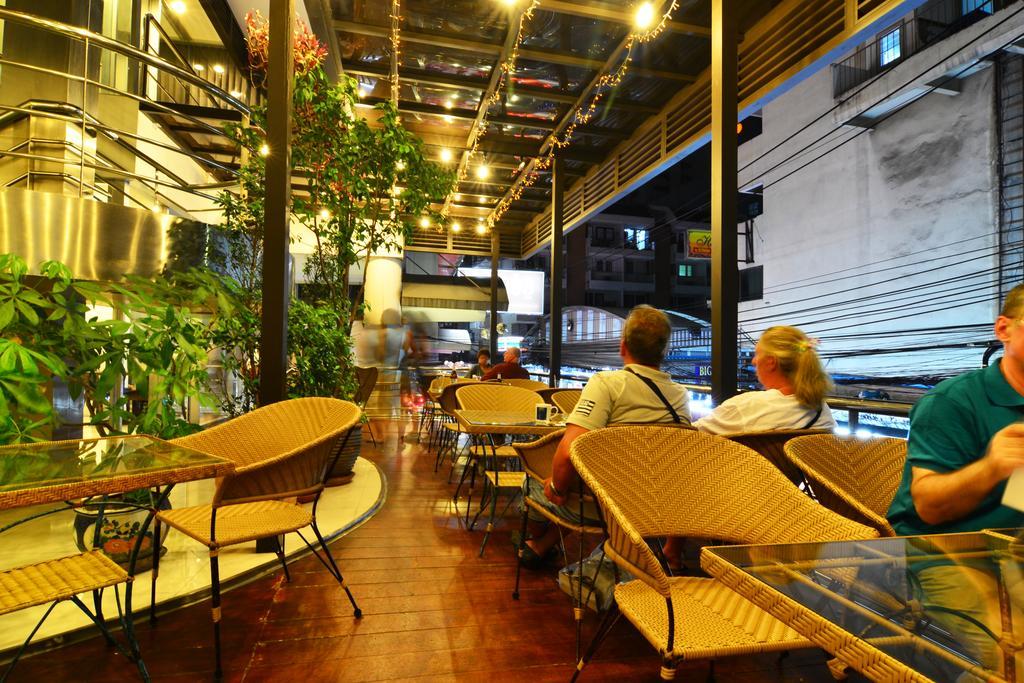 Hostel Bubble Space Bangkok