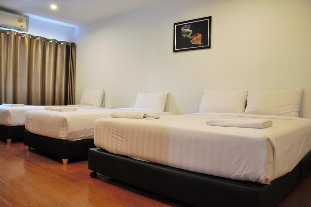 Hostel Double Dd House At Mrt Sutthisarn Bangkok