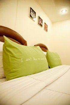 Hotel Bed By Tha-pra Sha 2*