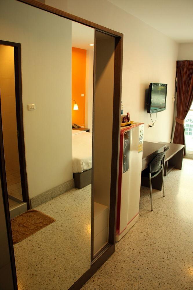 Hotel The Fifth 2*