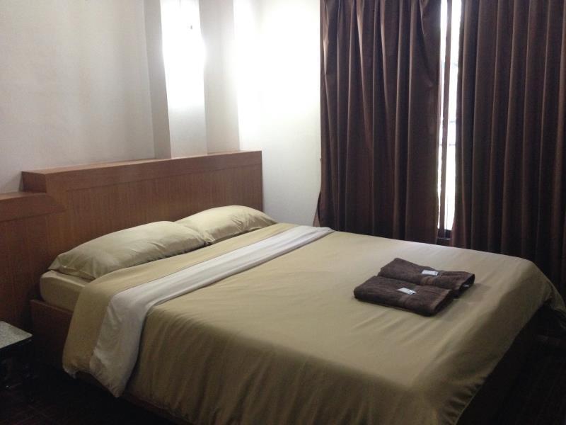 Hotel White Orchid Ii