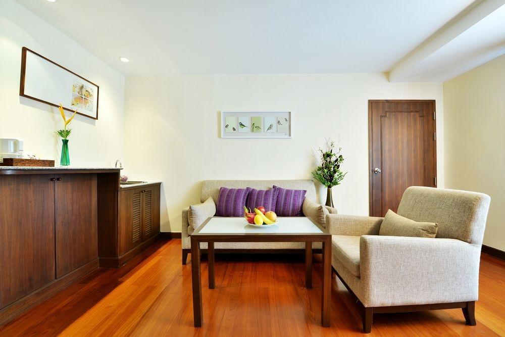 Hotel St. 3*