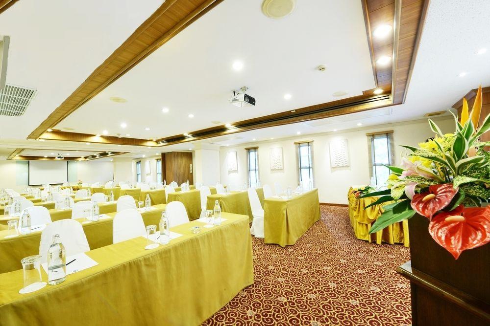 Hotel St. Bangkok