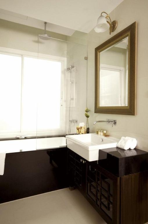 Rongratana Executive Apartment