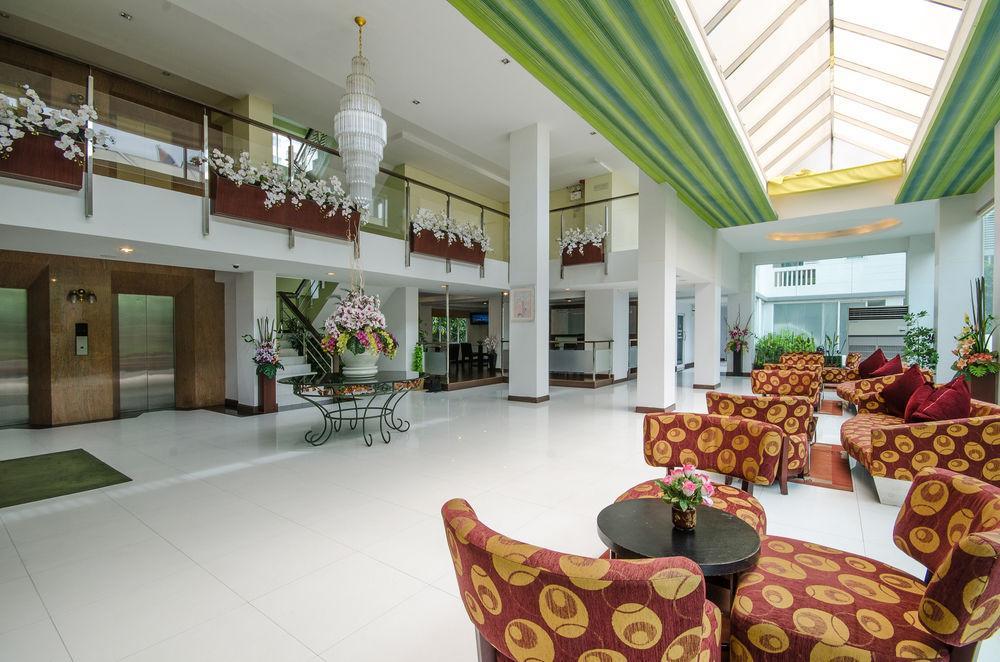The Platinum 5* Bangkok