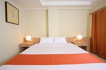 The Platinum 5*