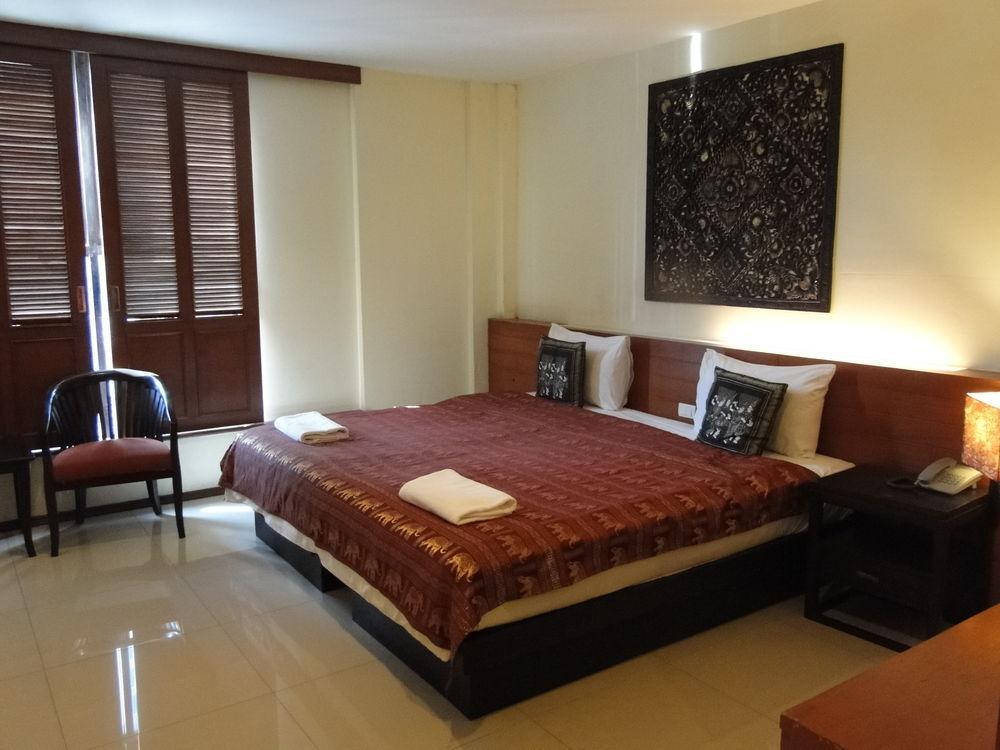 W 21 Hotel 3*
