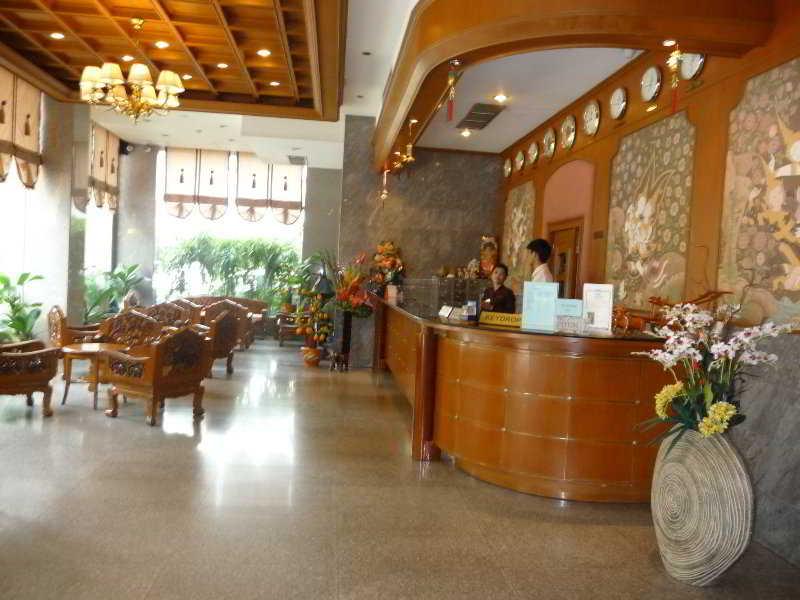 Bangkok City Inn Hotel 3*