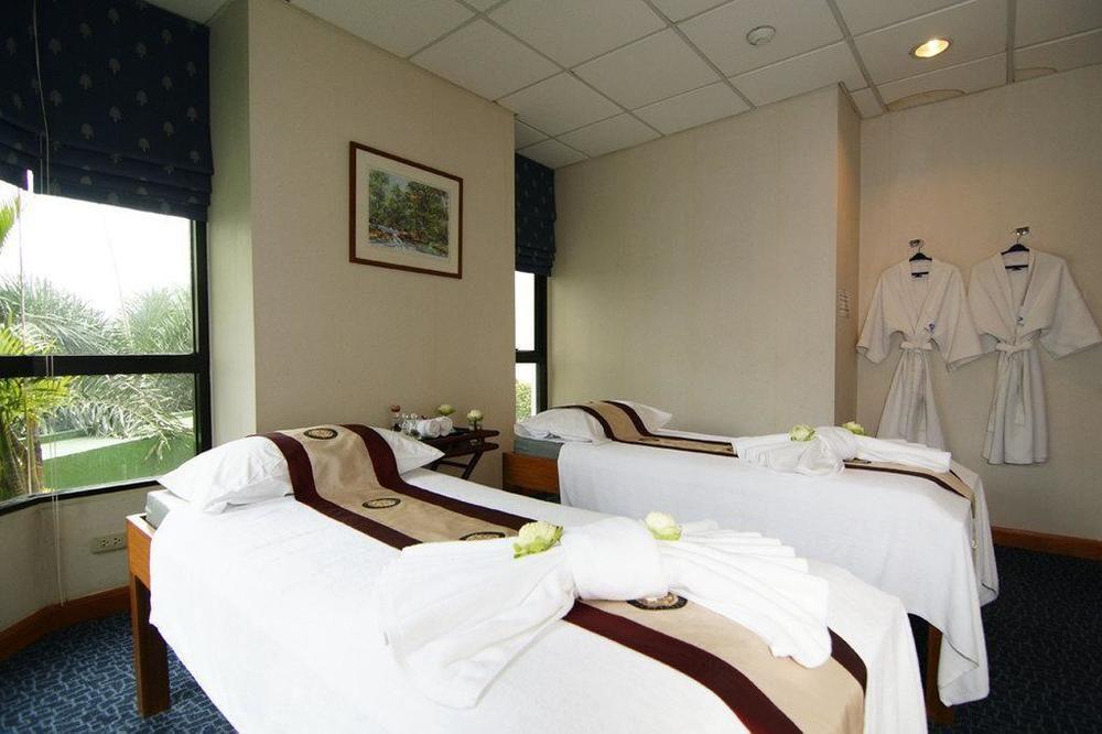 Grand Diamond 4* Bangkok
