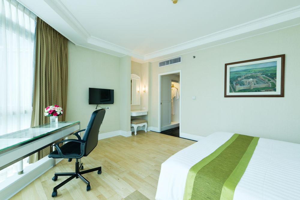 Executive Club At Windsor 5*
