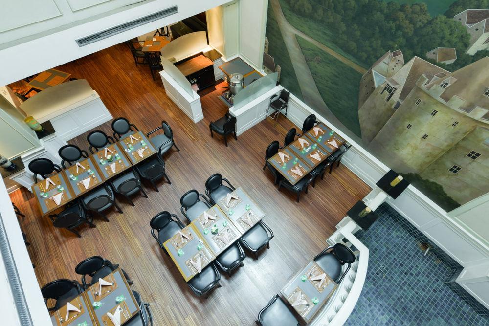 Executive Club At Windsor Hotel Bangkok