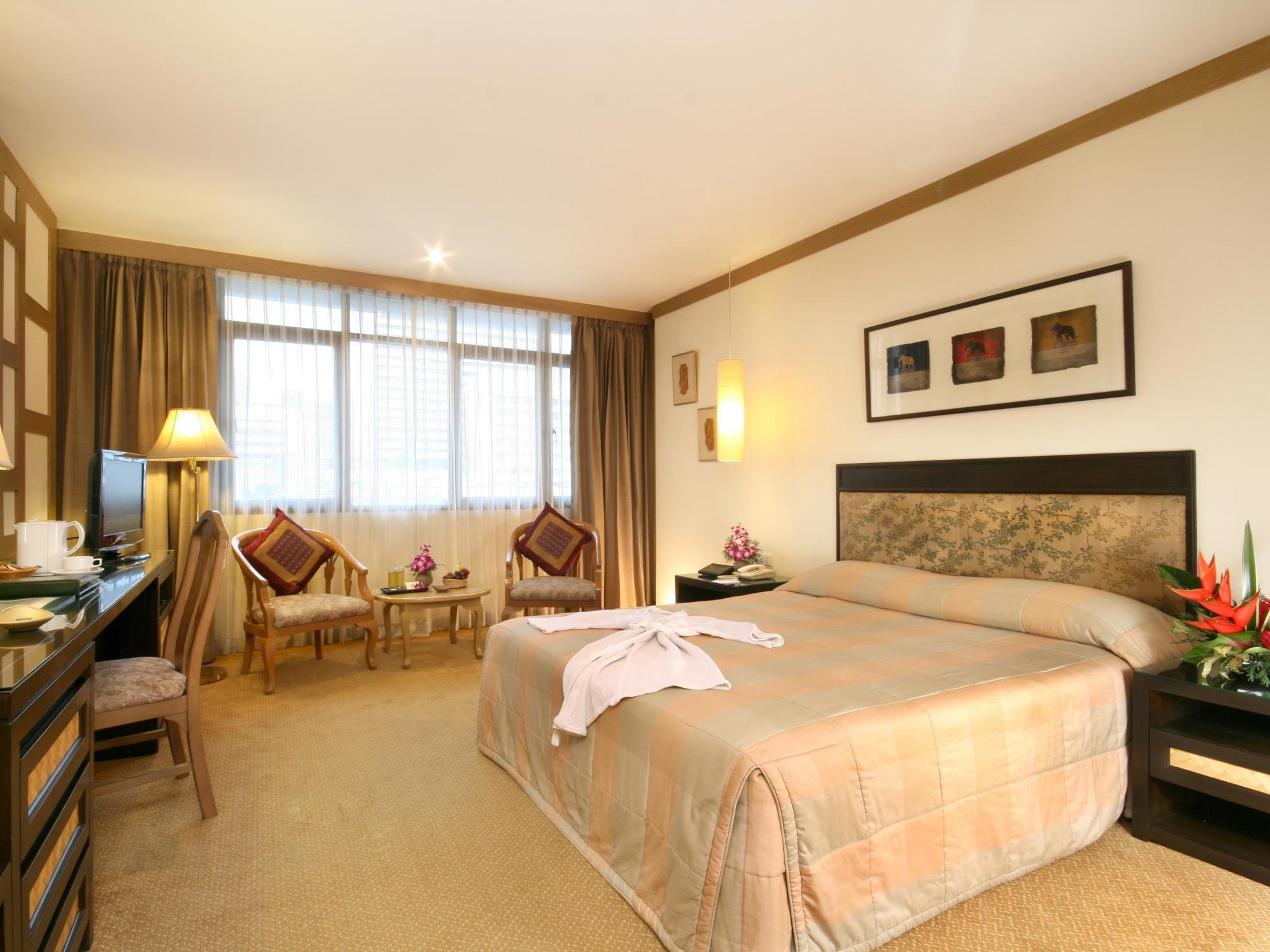 The Tarntawan Surawong Hotel