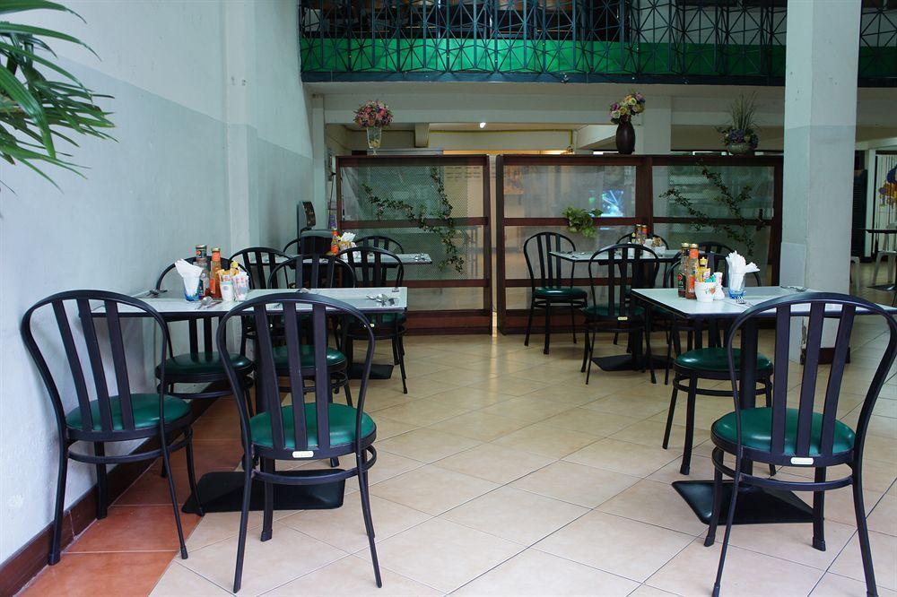 Ratchadamnoen Hotel 4*