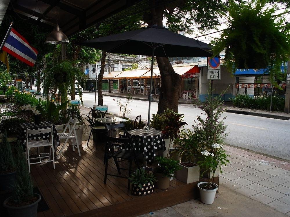 Vx The Fifty Hostel *