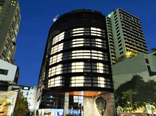 Western Sukhumvit 20 Hotel 4*