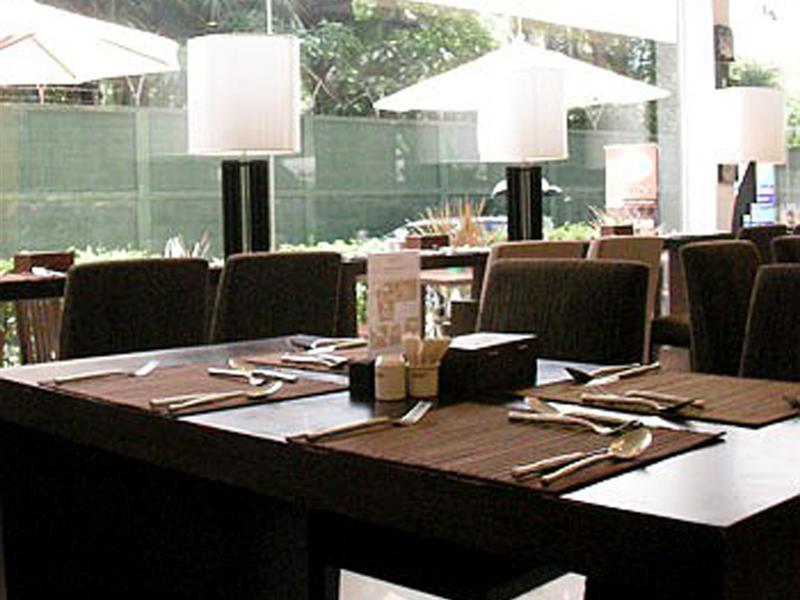 Hotel Furamaxclusive Sathorn, Bangkok